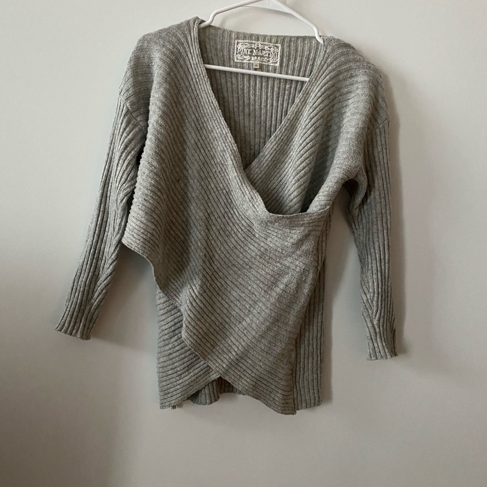 Pink Martini Free People Gray V-Neck Wrap Sweater